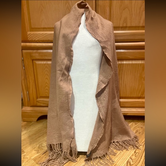 BCBG Maxazria Large Tan Scarf Pashmina 68” x 68” - Picture 4 of 8